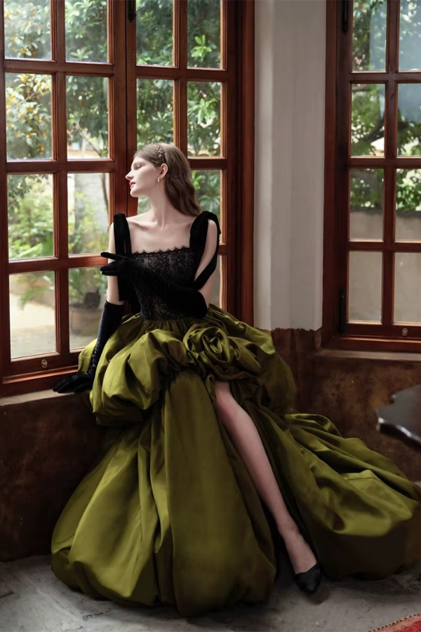 Abendkleid Olivgrün Hochzeit